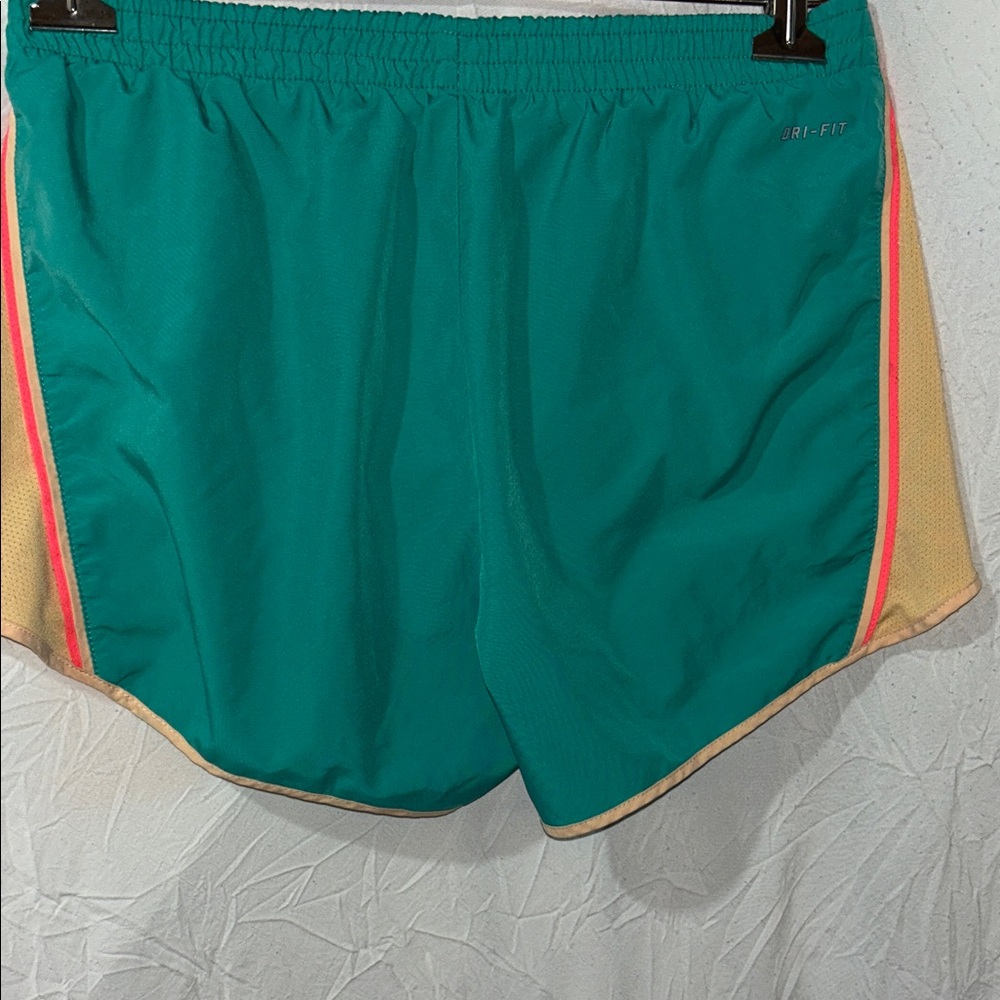 Nike Dri Fit teal Athletic Shorts with Tan Panels and Coral Trim size Medium - Picture 8 of 8